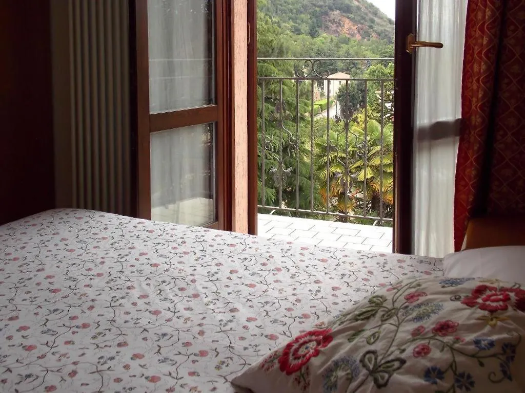 Ultra Hotel - Alpino Restaurant Cuasso Al Monte