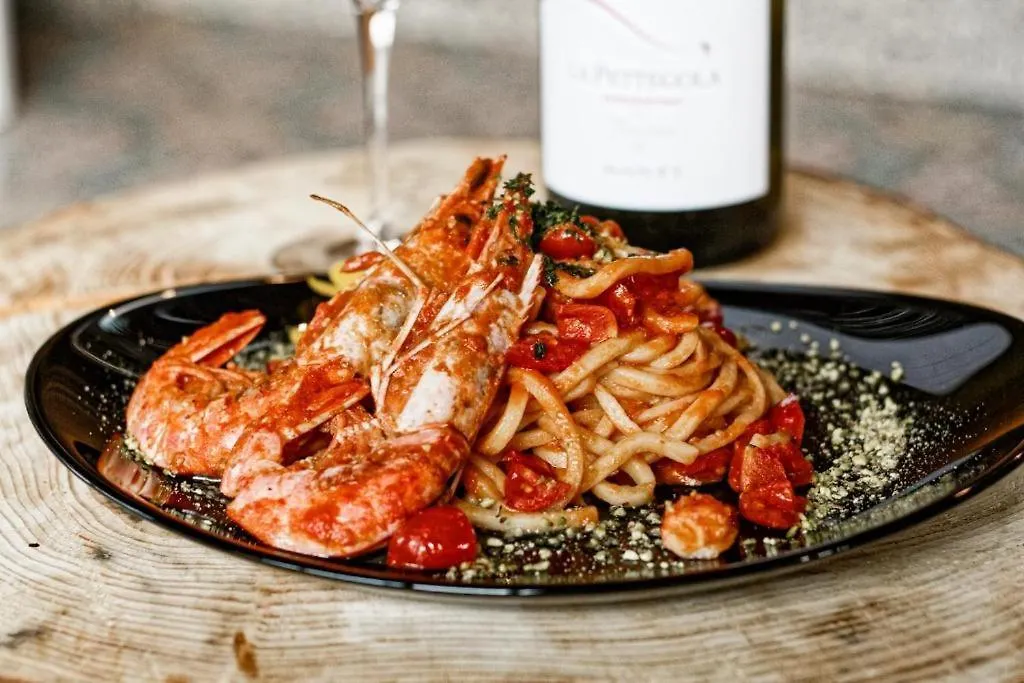 Ultra Hotel - Alpino Restaurant Cuasso Al Monte