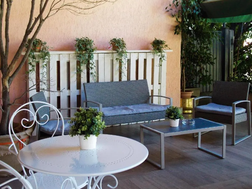Ultra Hotel - Alpino Restaurant Cuasso Al Monte